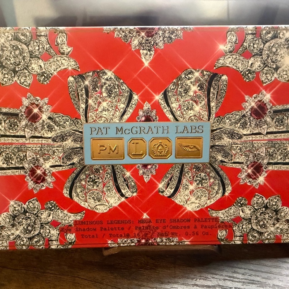 Pat McGrath Luminous Legends Eyeshadow Palette - Red and Gold